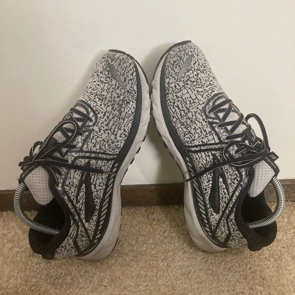 Brooks Adrenaline 20. Men’s size 9, Women’s 10.5 - Picture 5 of 8